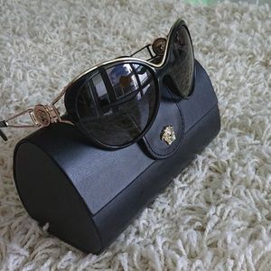 Pre loved iconic Versace sunglasses